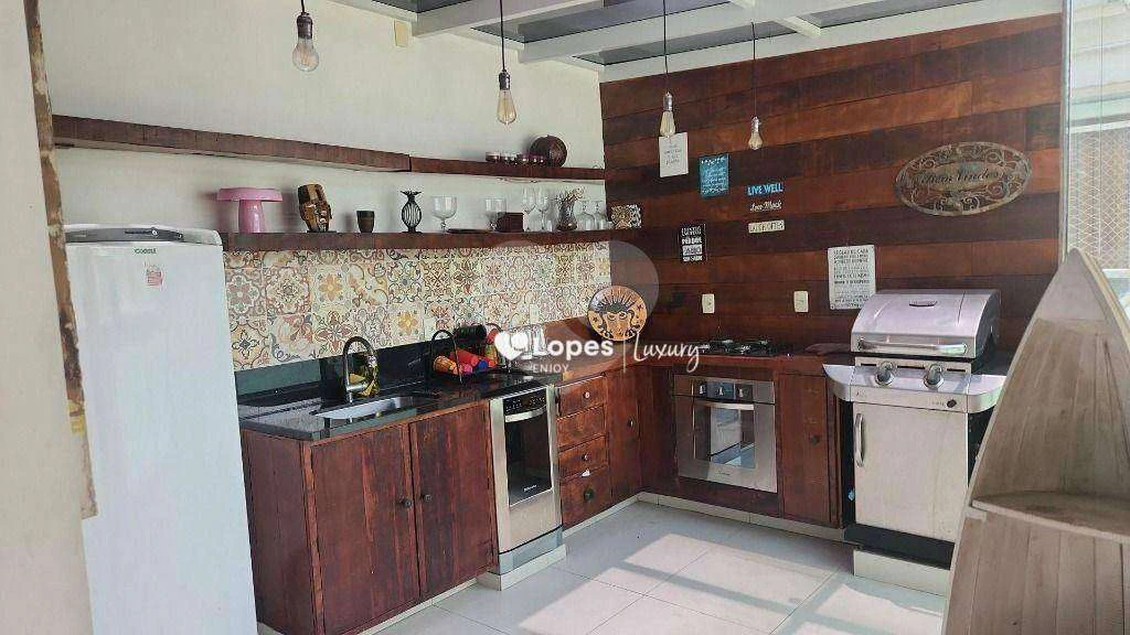Furnished duplex penthouse with 3 parking spots and 203 m² — photo 3