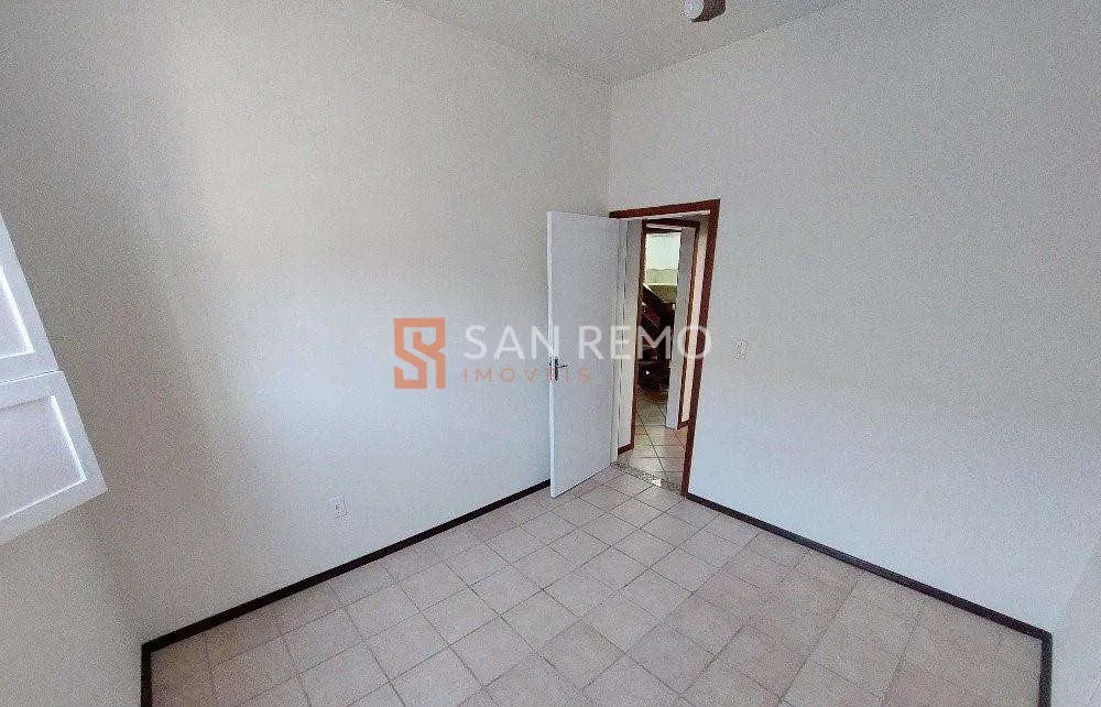 200 m² house with a fireplace and a grill on the balcony — photo 23