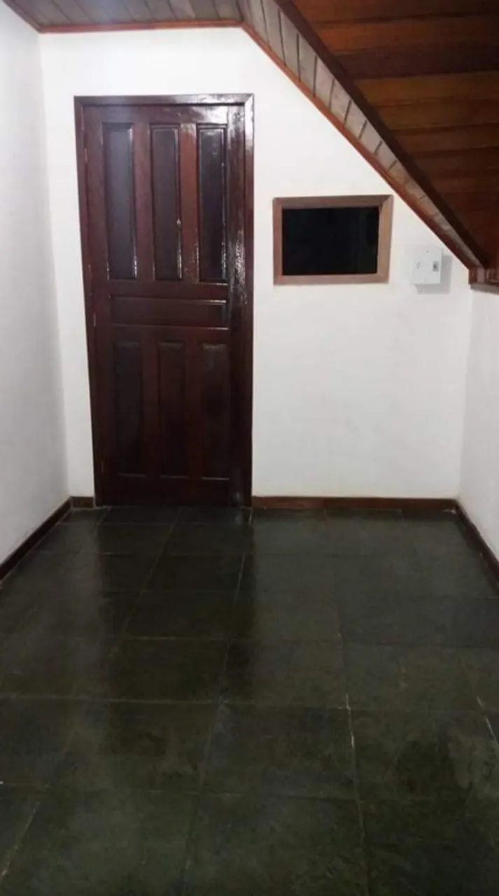 Casa com 2 quartos e varanda fechada em vidro — photo 5