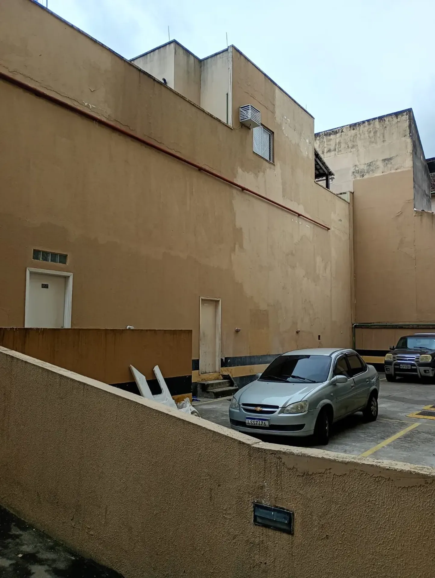 Будинок 50 м² із заскленим балконом та робочим місцем — photo 34
