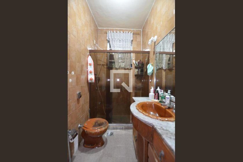 Furnished 231 m² house with 3 bedrooms and a balcony — photo 41