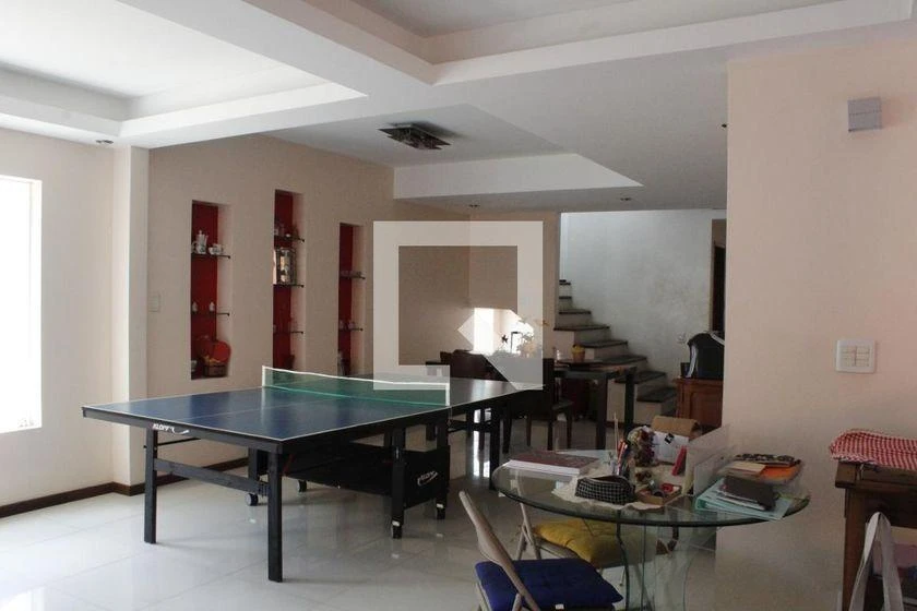 4-bedroom house with a mountain view in Rio de Janeiro — photo 36