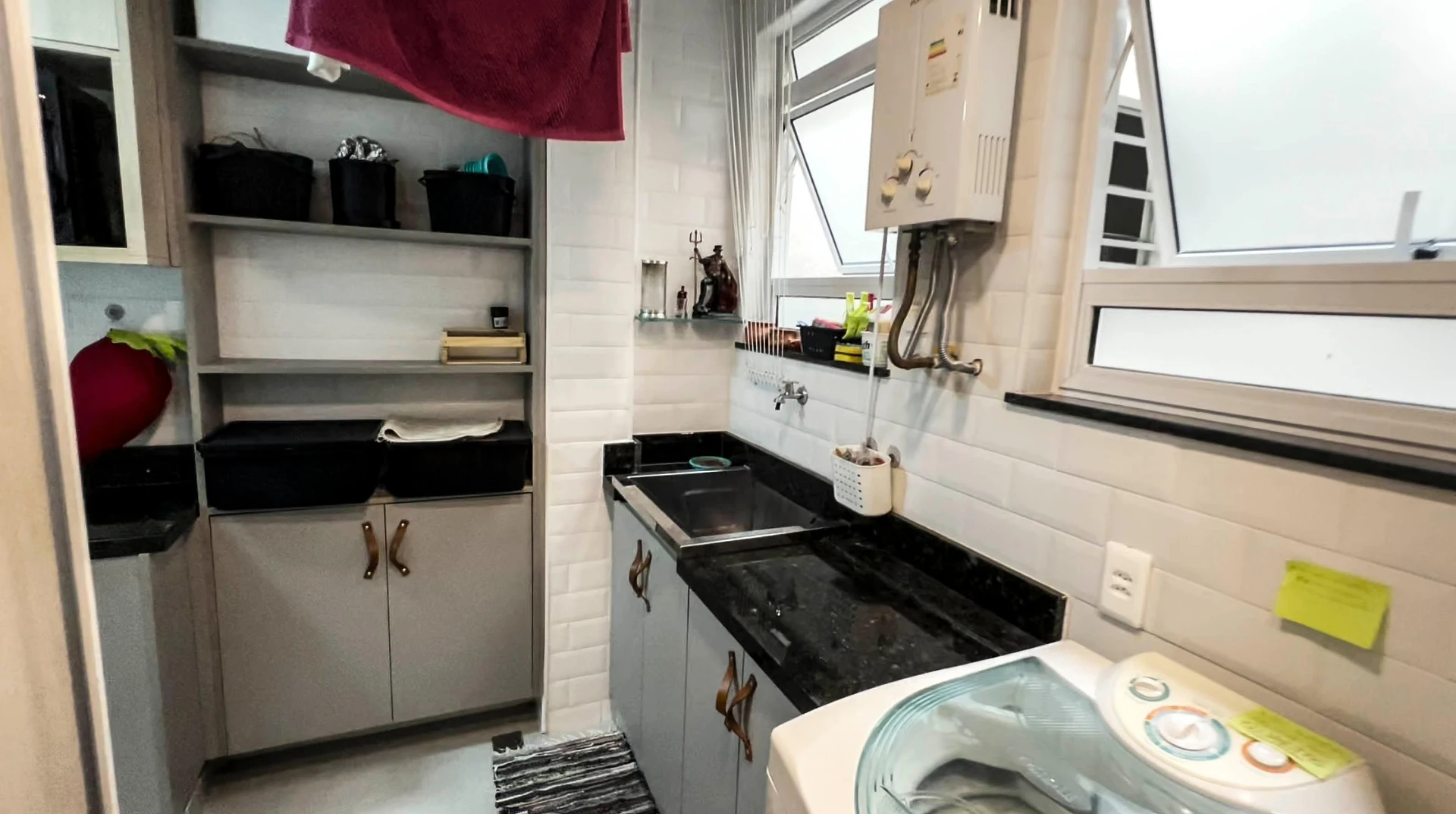 Furnished 2-bedroom apartment with 2 bathrooms — photo 10