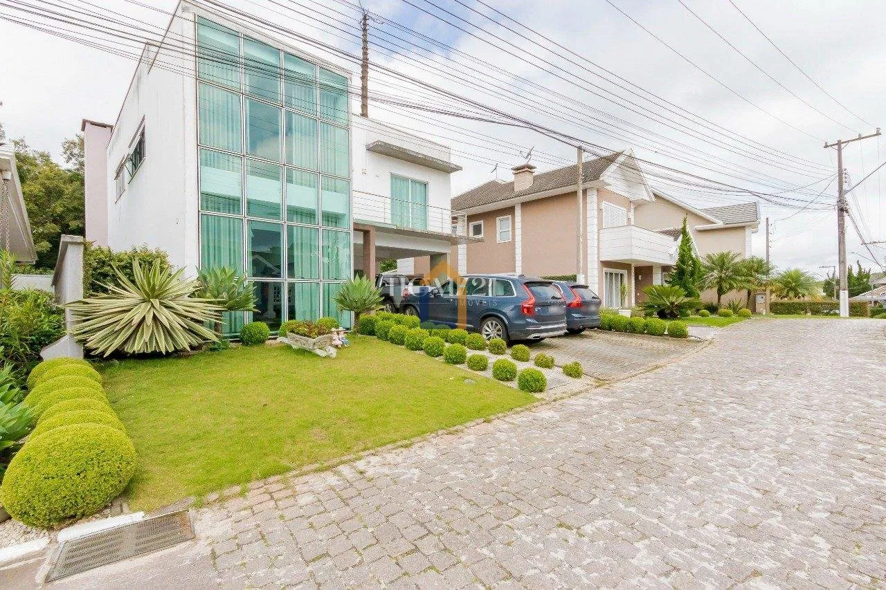 Furnished 470 m² house with 4 bedrooms and private garden — photo 41