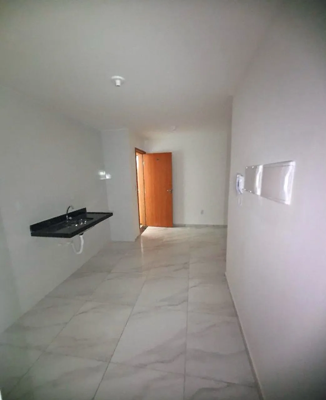Unfurnished apartment with 2 bedrooms and 1 parking spot — photo 7