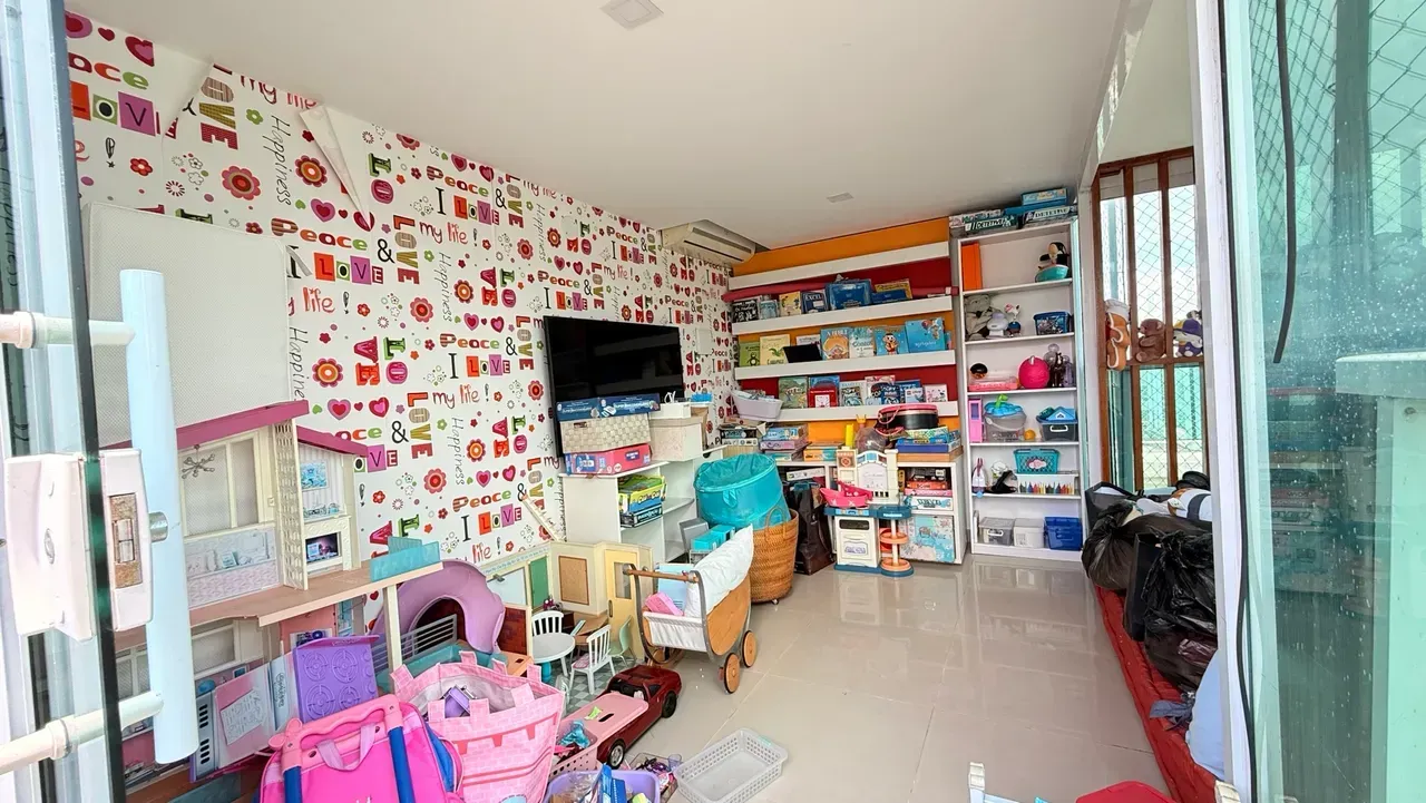 242 m² duplex penthouse with 4 bedrooms and 2 parking — photo 27