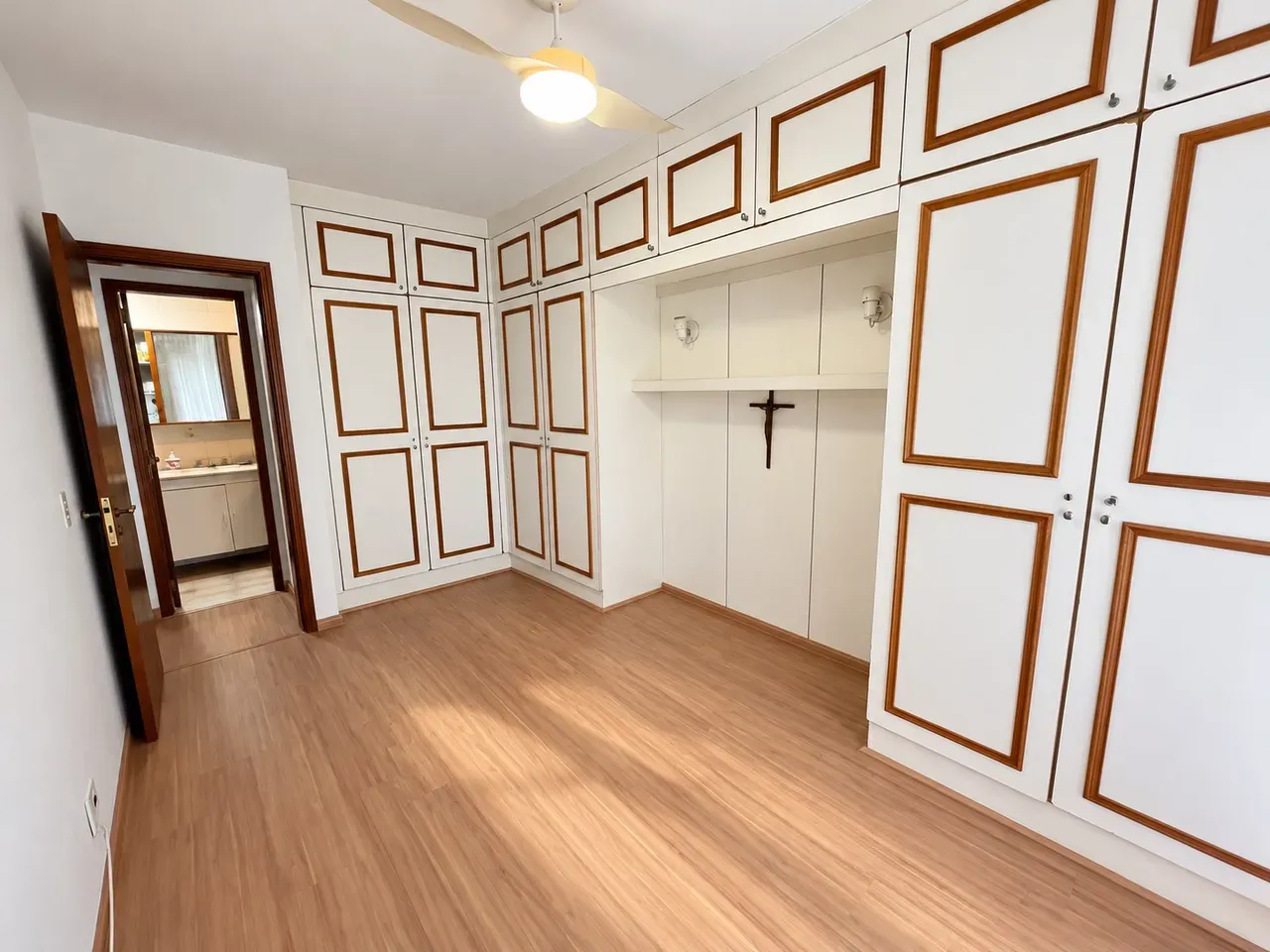 Furnished apartment, 69 m², with a washing machine — photo 8