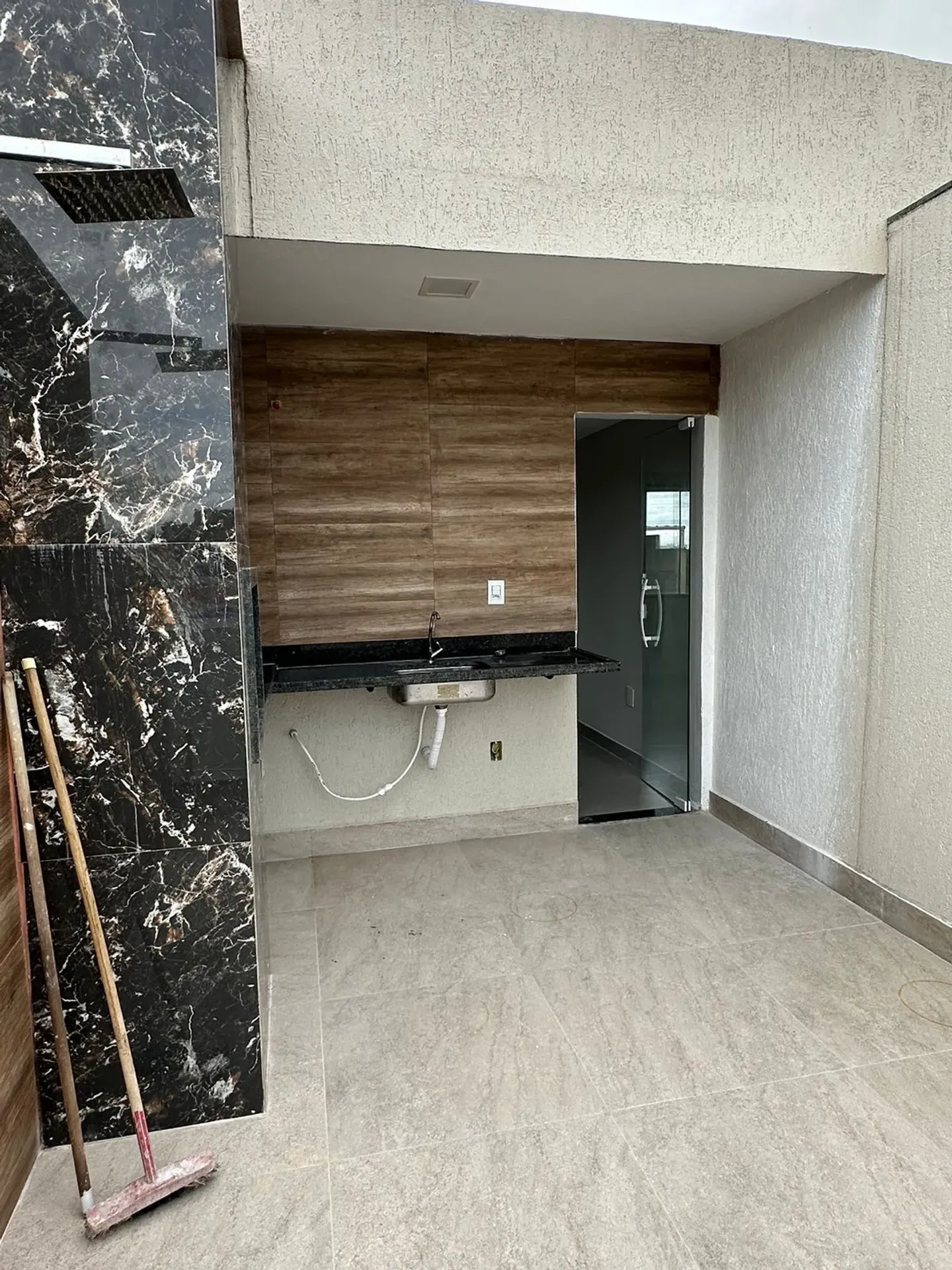 Casa de 2 quartos com varanda envidraçada, Vargem Pequena — photo 6