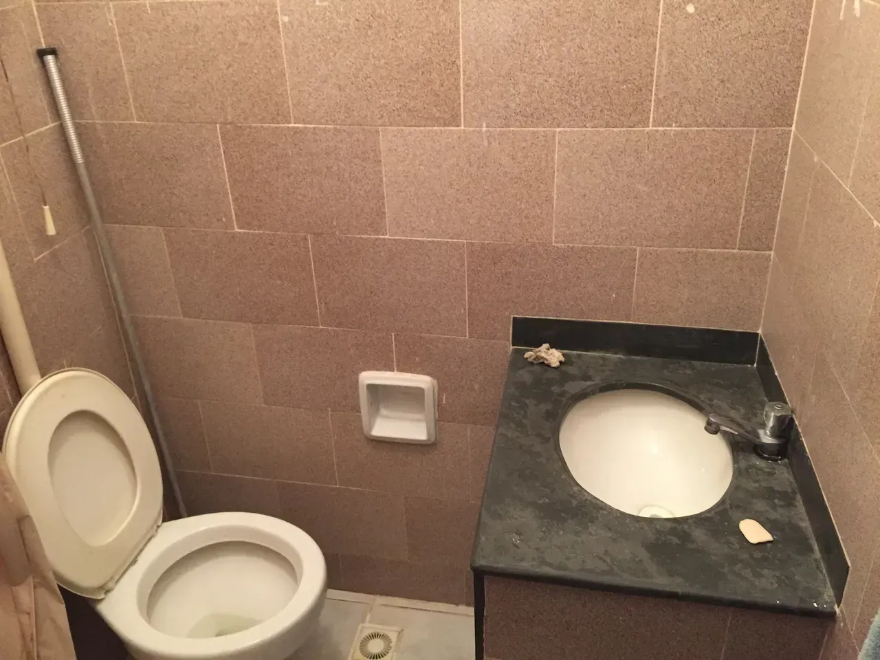Apartamento sem mobília com 1 quarto e cozinha separada — photo 6
