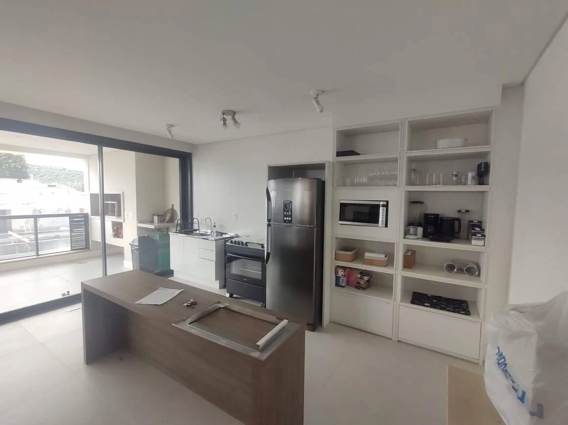 Departamento de 4 dormitorios con ventanales de piso a techo — photo 2