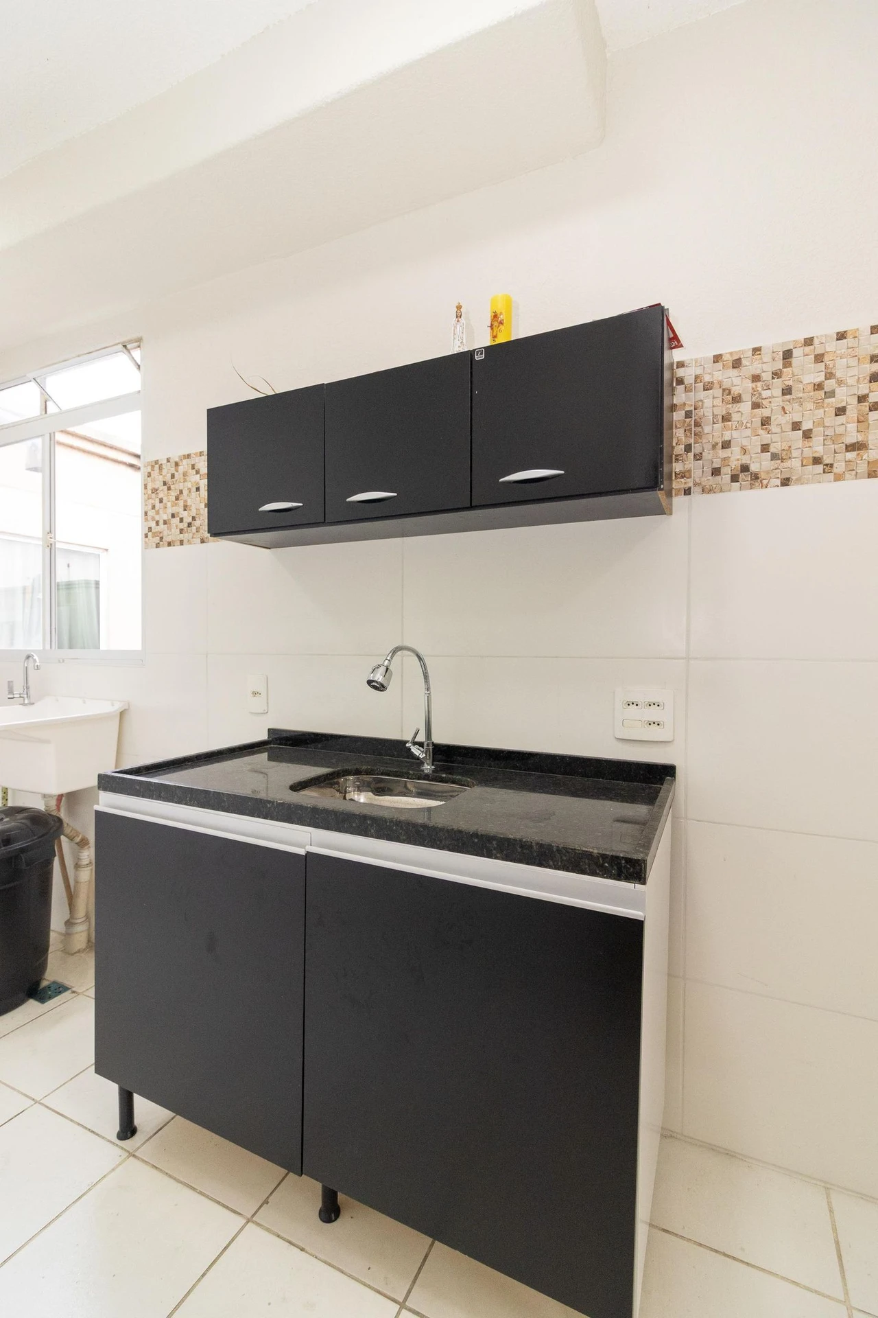 2-bedroom apartment with an open-plan kitchen — photo 20