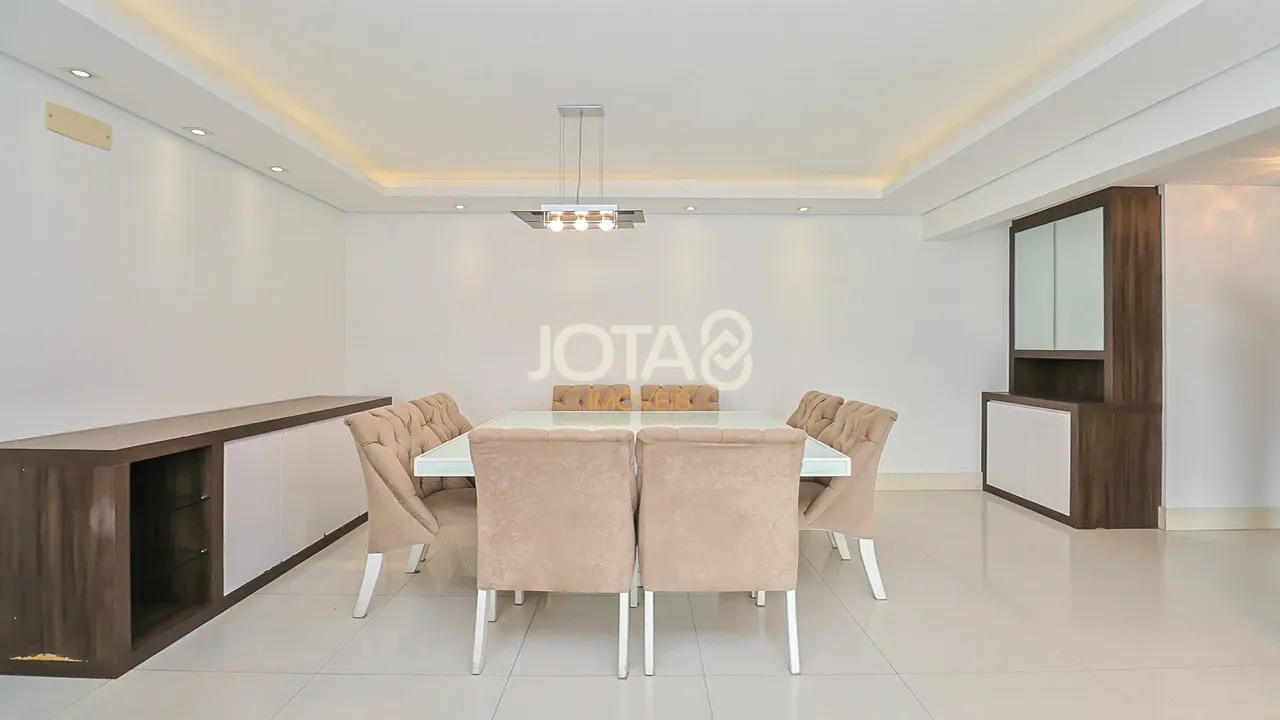 Apartment with 4 bedrooms and a private BBQ — photo 4