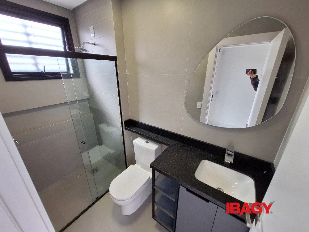 Departamento de 3 dormitorios con vista al agua