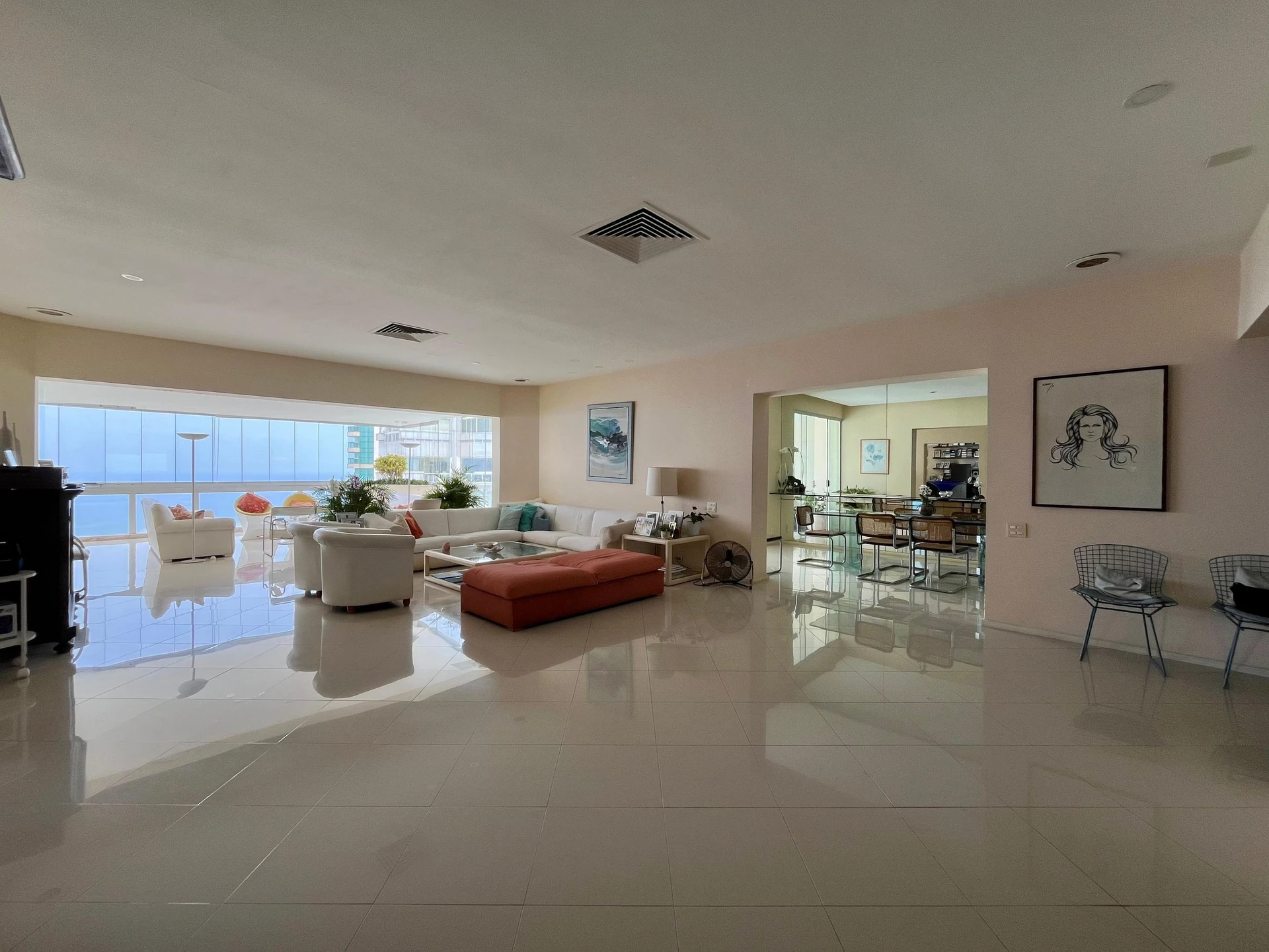 Furnished apartment, 450 m², with a water view — photo 14