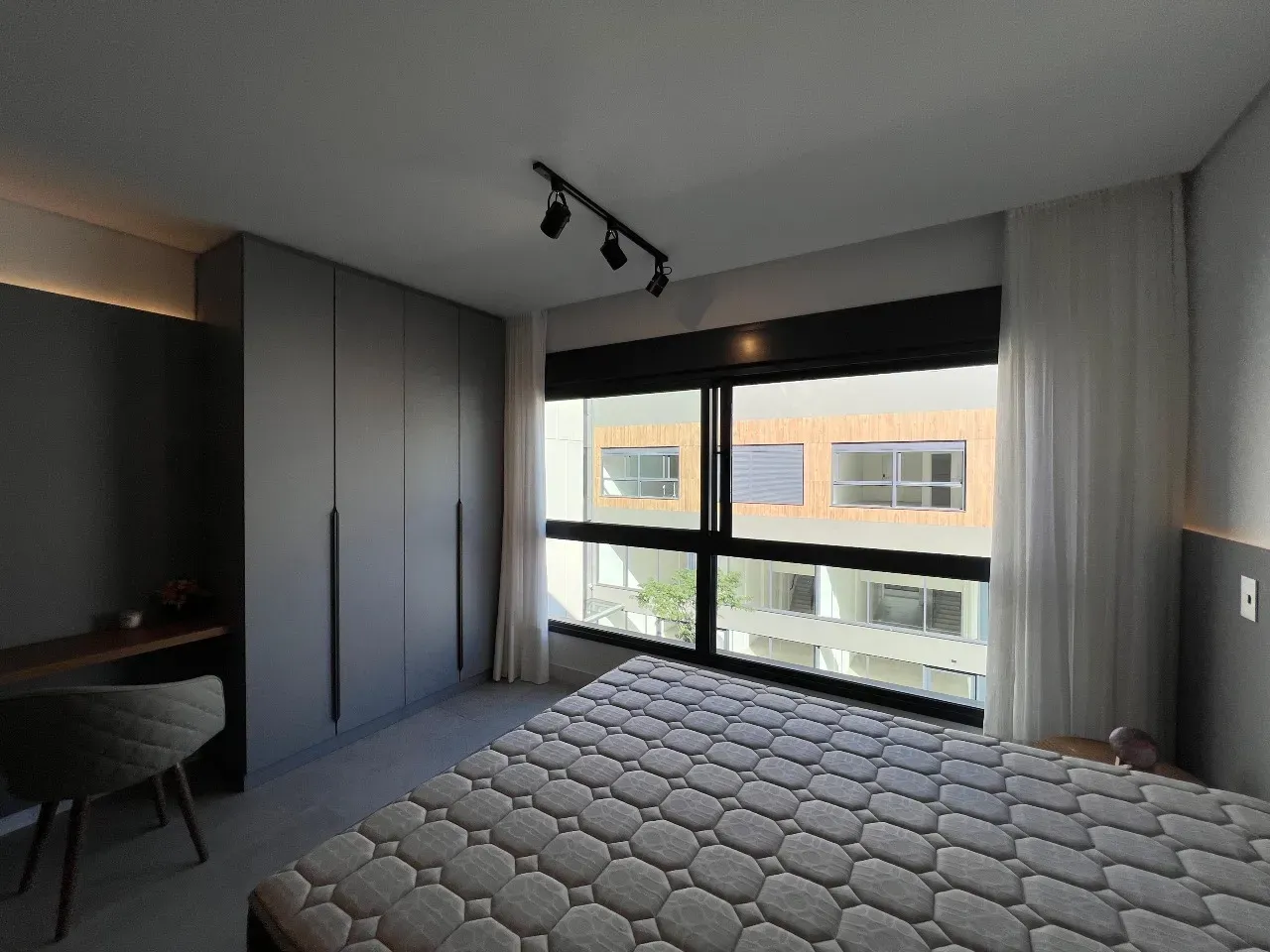 Apartamento mobiliado de 42 m² com cozinha aberta — photo 4