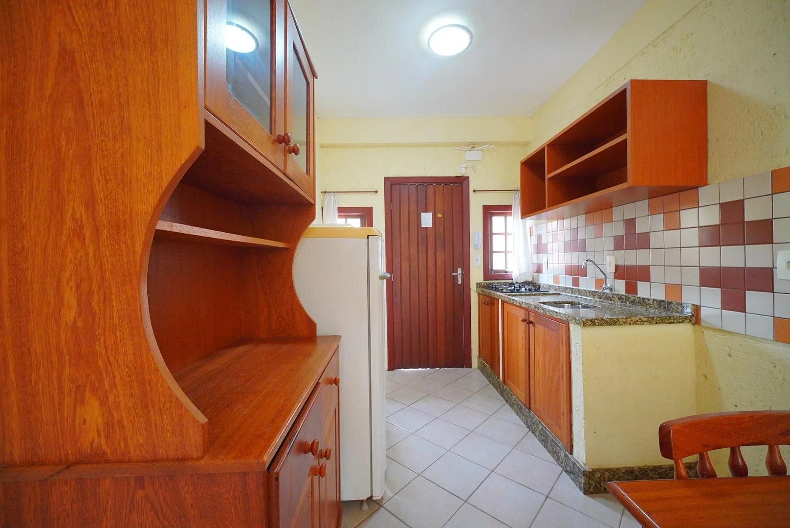 Меблированный дом с 2 спальнями и балконом — photo 2