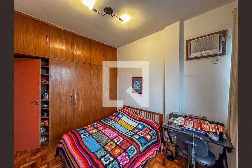 57 m² apartment with 2 bedrooms and a balcony — photo 12