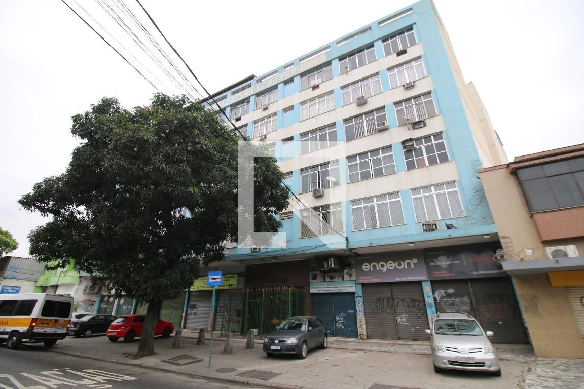 Unfurnished 1-bedroom apartment with separate kitchen — photo 28