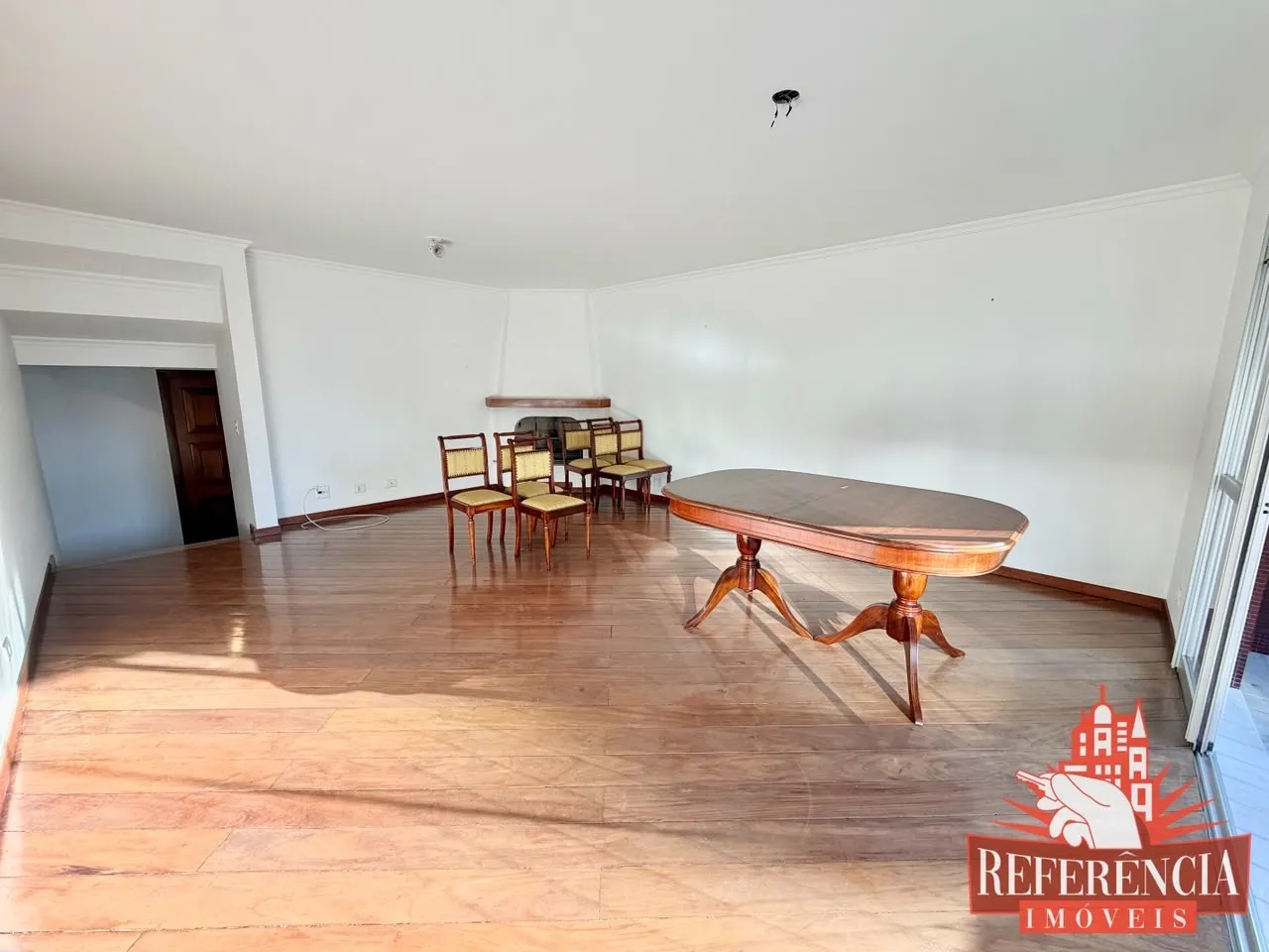 3-bedroom unfurnished apartment with a glass balcony and 2 parking — photo 8
