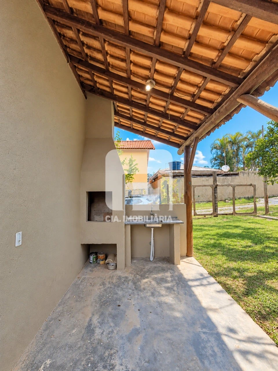 2-bedroom house with a private BBQ in Florianópolis — photo 9