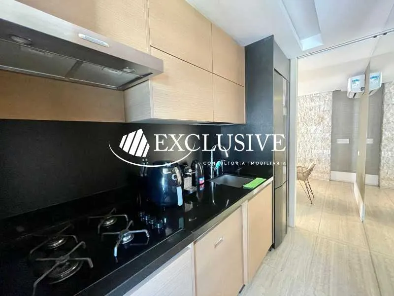 Furnished apartment with gas open-plan kitchen — photo 18
