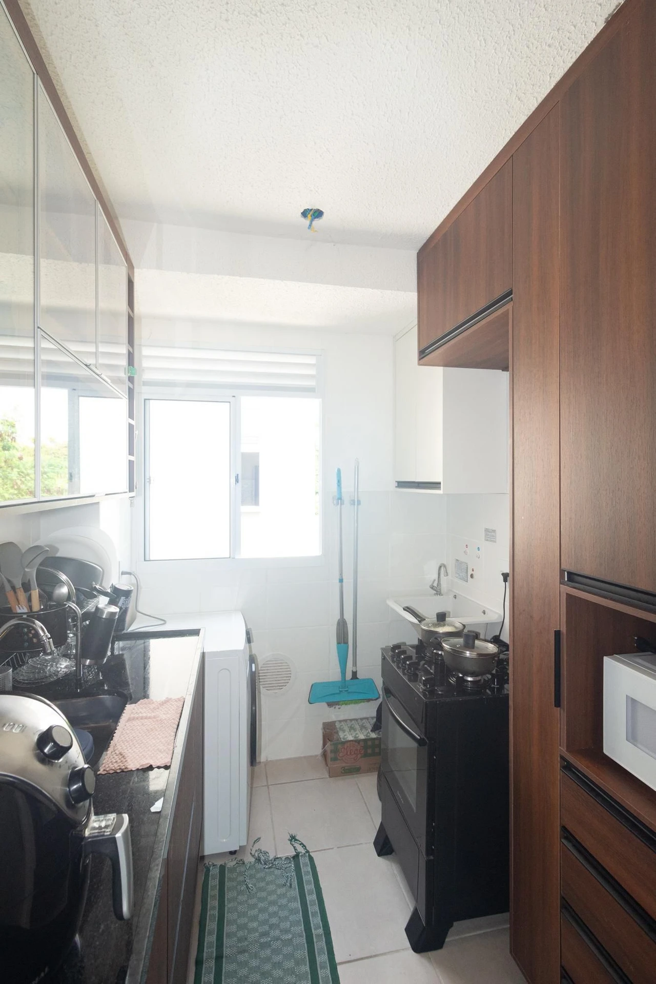 2-bedroom apartment with a washing machine — photo 6