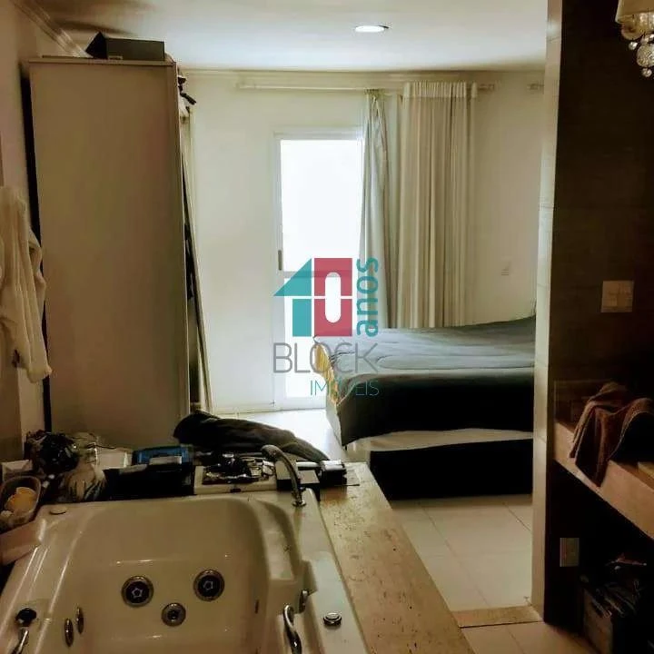 Furnished house with 5 bedrooms and 226 m² — photo 9