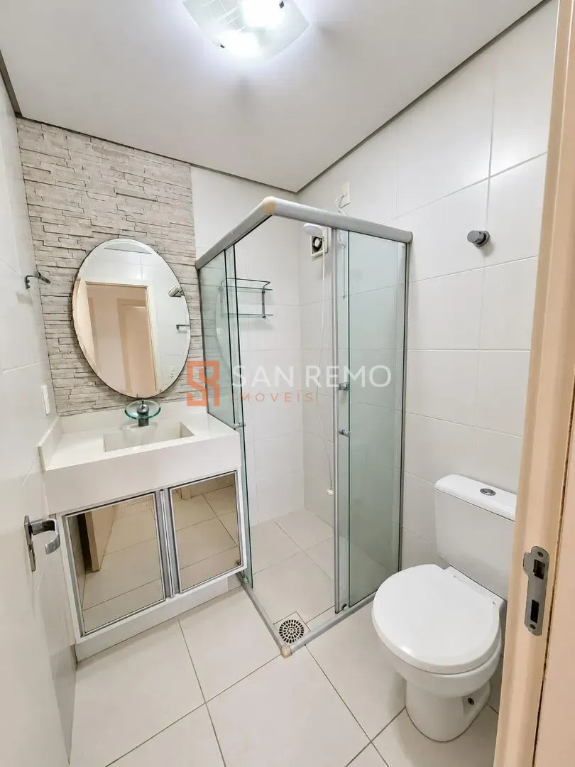 Furnished apartment, 71 m², with a glass-enclosed balcony — photo 20