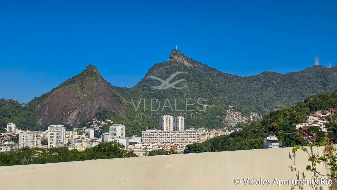 Furnished 715 m² apartment with 4 en-suite bedrooms — photo 71
