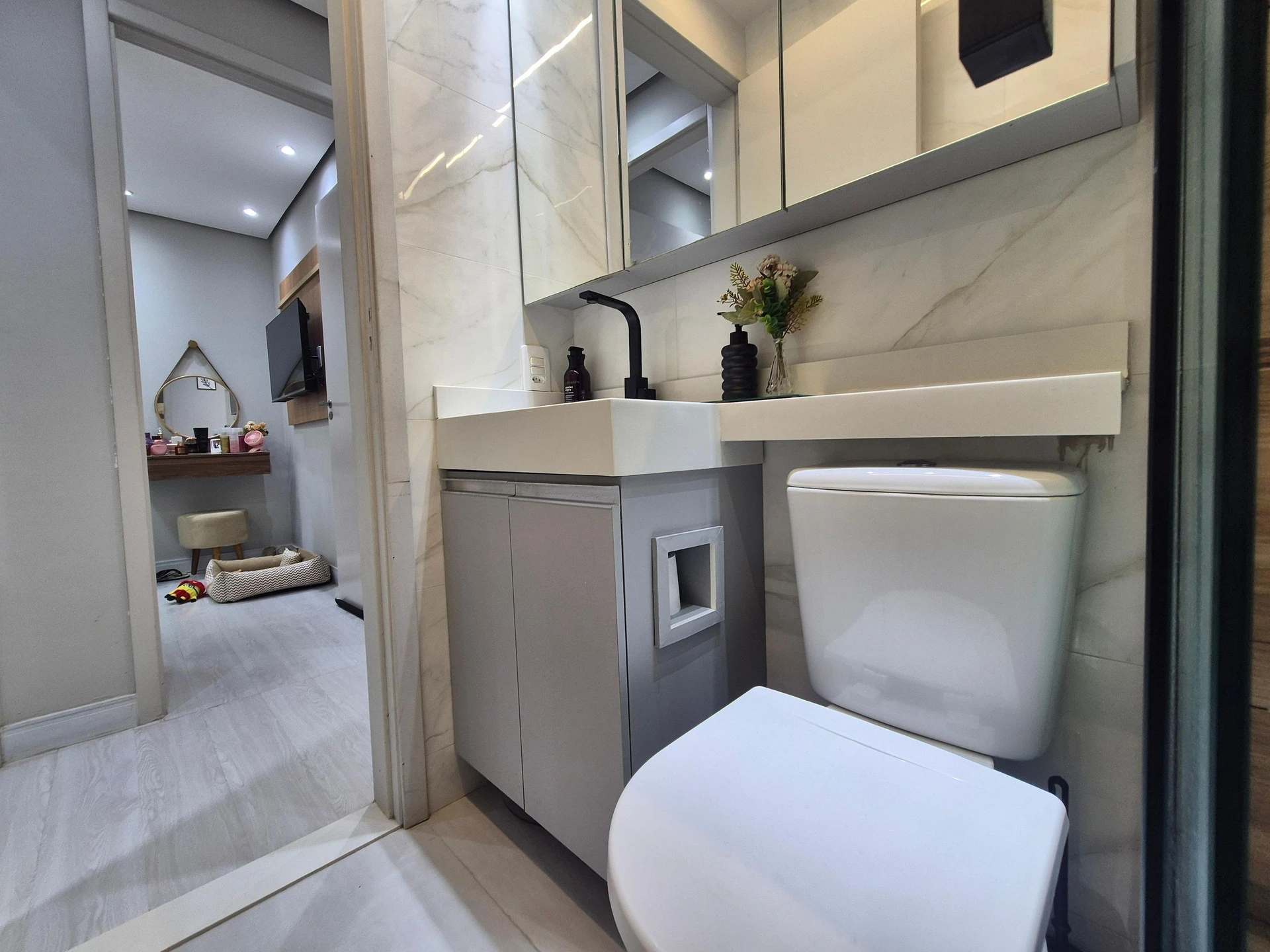 2-bedroom apartment with a washing machine — photo 31