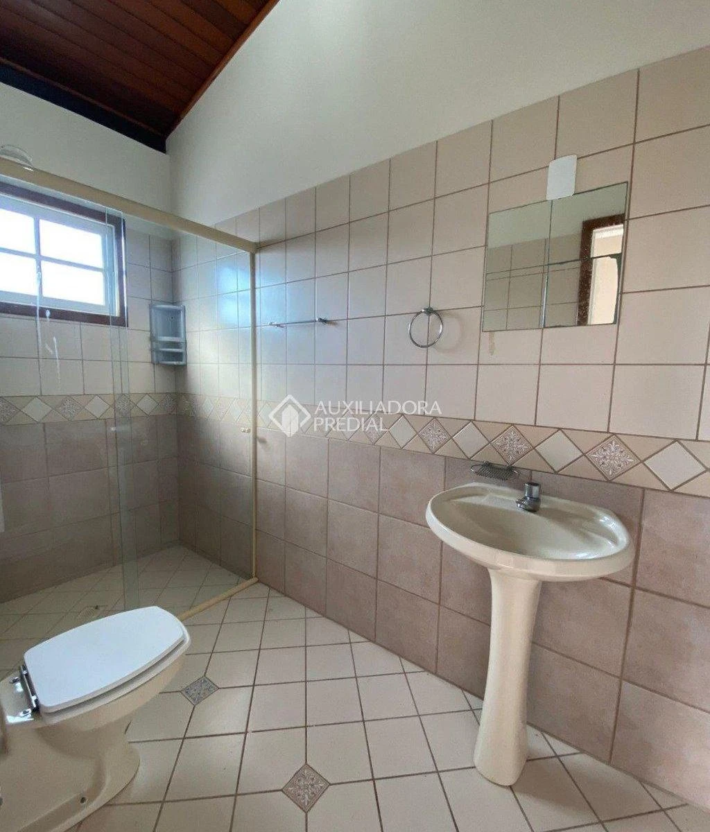 Casa de 4 dormitorios con balcón gourmet en Florianópolis — photo 8