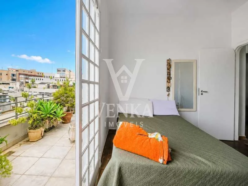 Furnished 210 m² penthouse with a full-length balcony — photo 21