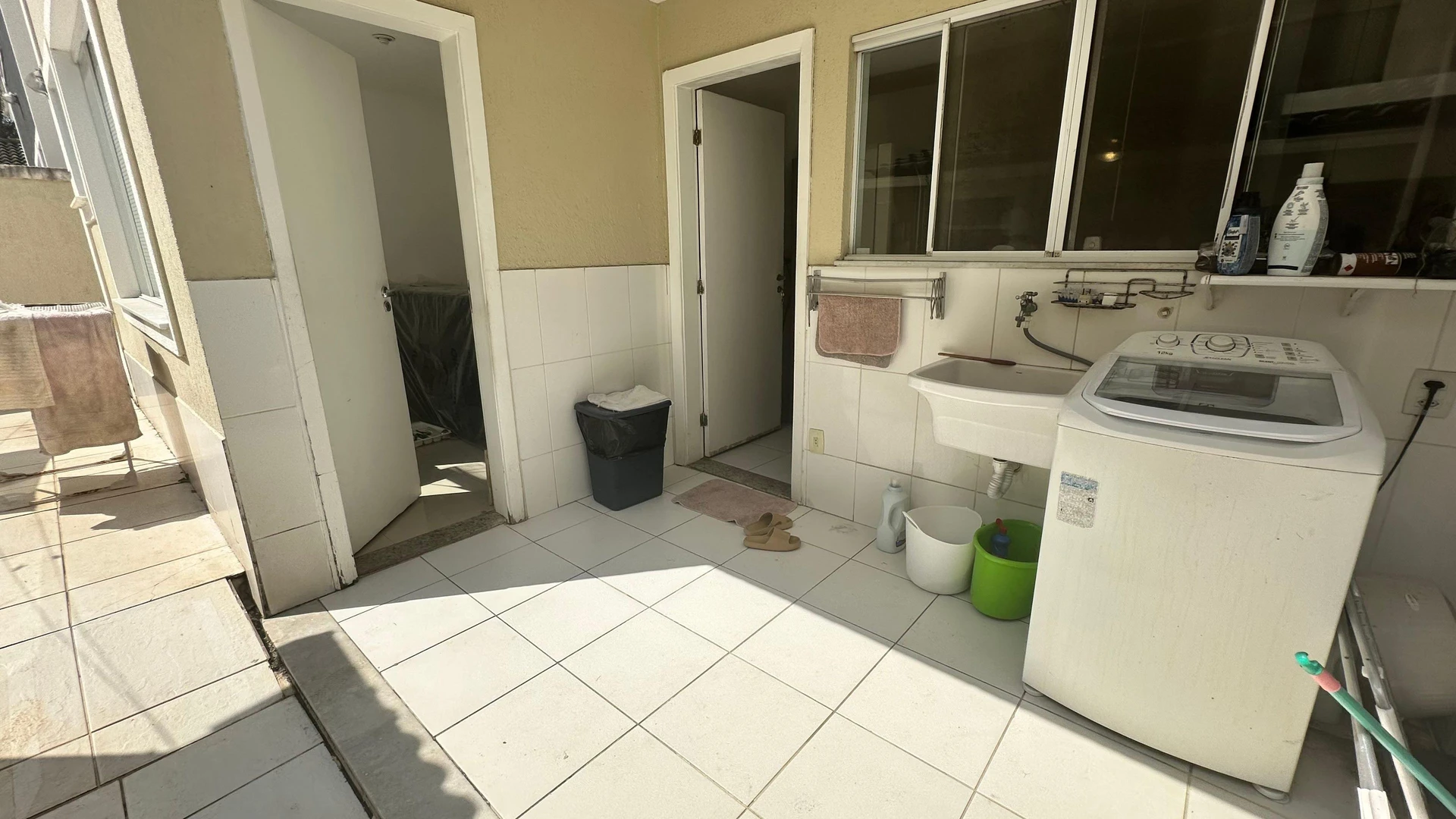 Casa mobiliada em condomínio com 5 quartos e quintal — photo 24