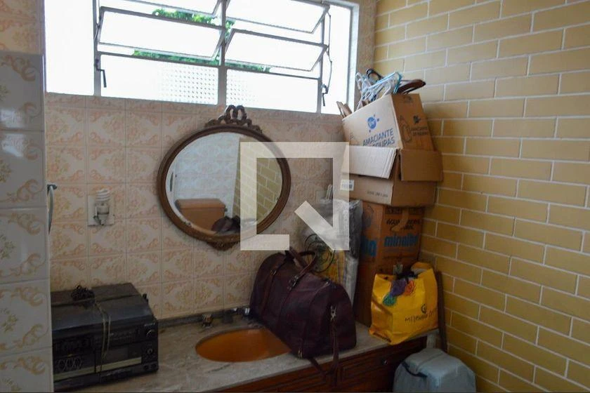 House with 5 bedrooms, balcony and 650 m² — photo 5