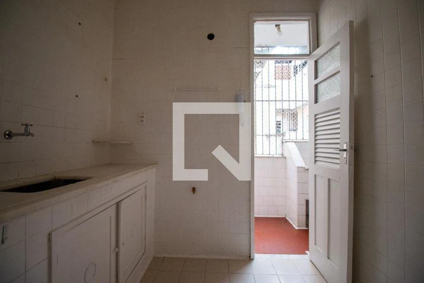 Засклений балкон та 3 спальні: квартира 92 м² — photo 15