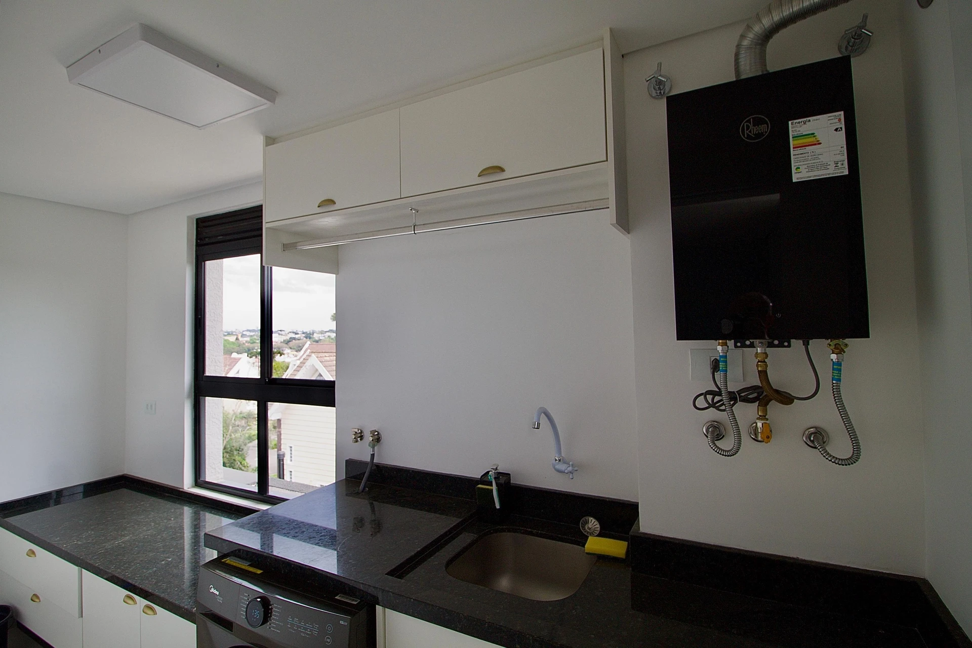 3-bedroom apartment with a dishwasher in Curitiba — photo 7