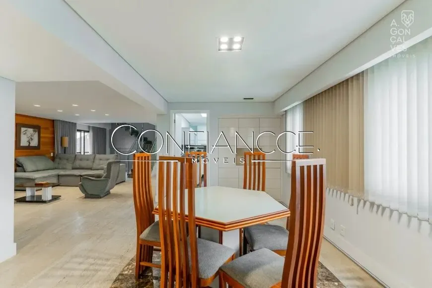 Penthouse with 4 en-suite bedrooms and private BBQ garden — photo 8