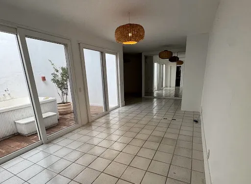 Casa con 5 dormitorios y 3 suites, cocina cerrada a gas — photo 2
