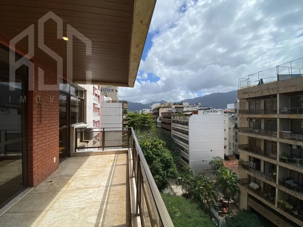 145 m² duplex penthouse with 2 bedrooms and 3 baths — photo 10