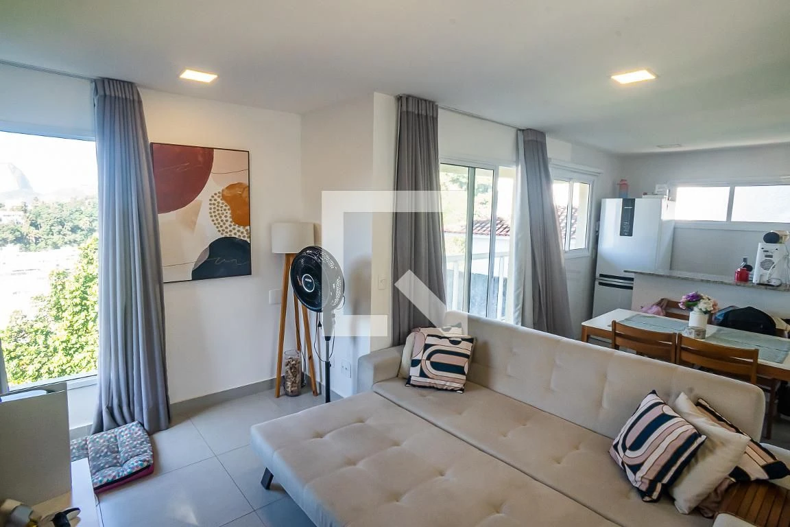 Casa mobiliada, 120 m², com janelas do piso ao teto — photo 26