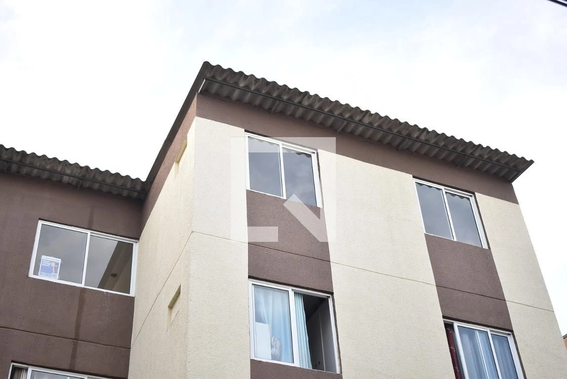 2-bedroom apartment in a building with a pool — photo 16