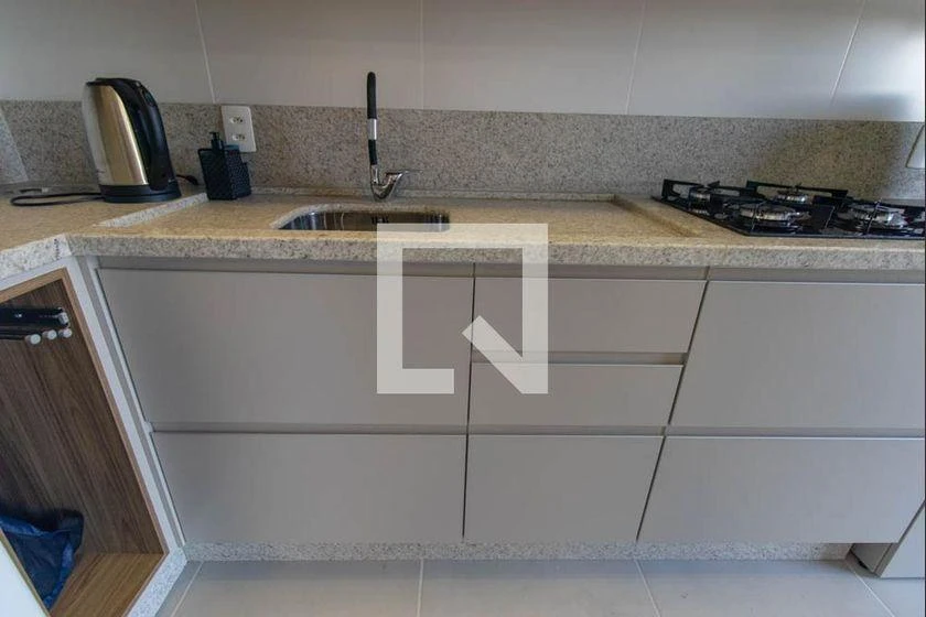 Balcony with a grill in a 2-bedroom apartment, 54 m² — photo 38