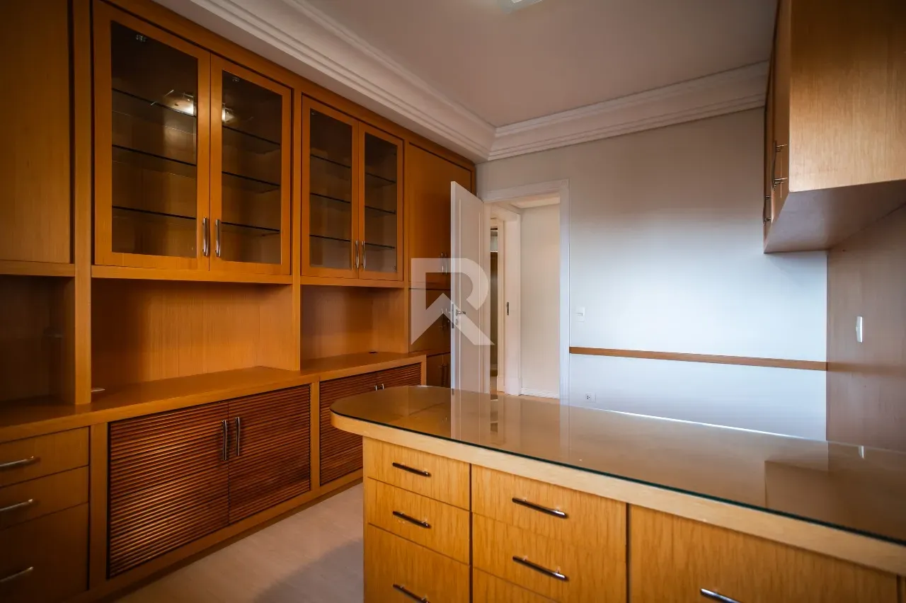 Apartamento de 4 dormitorios, 250 m², 4 baños y 4 plazas — photo 32
