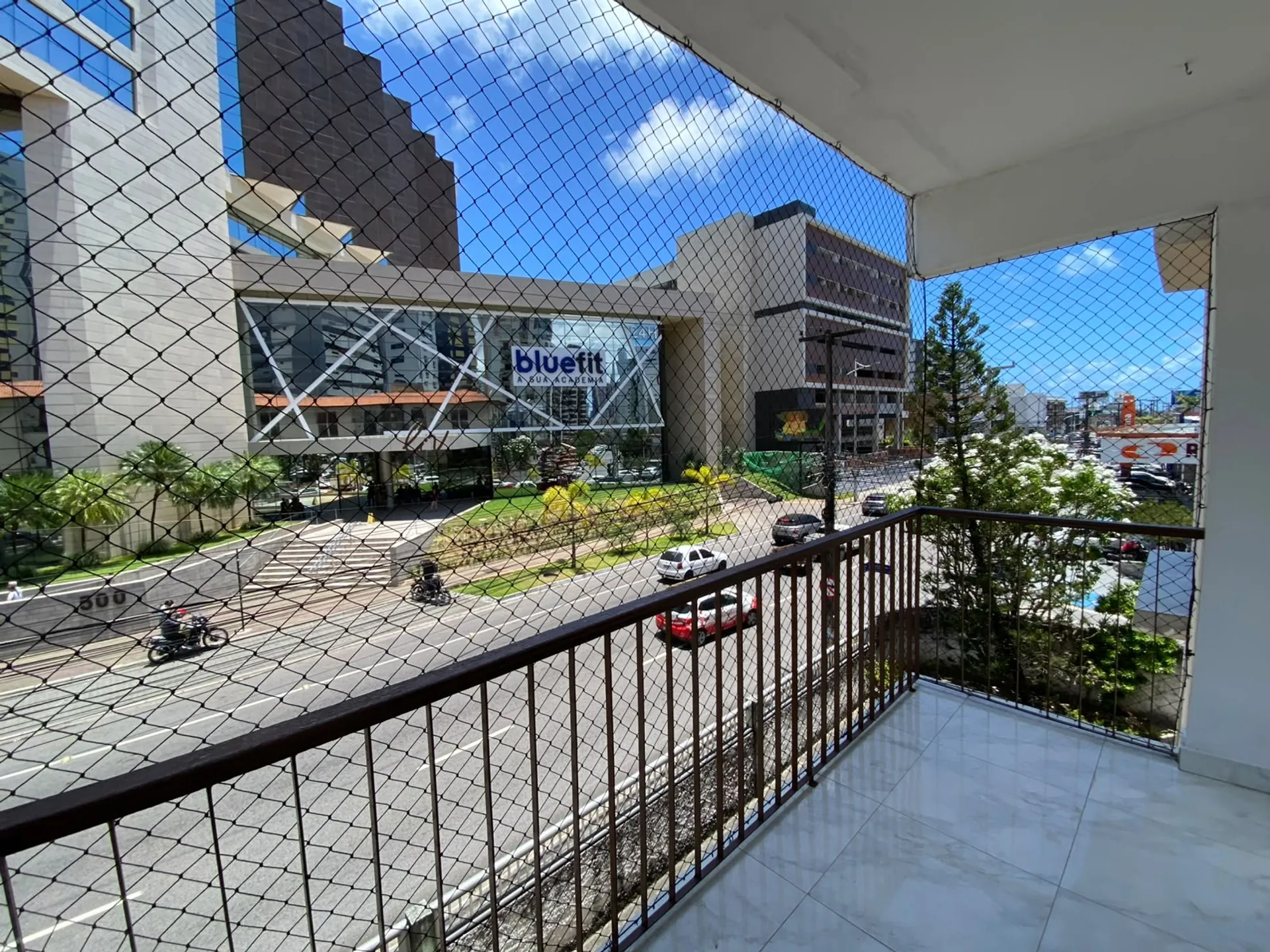 Гардеробная и 2 спальни: квартира 107 м² — photo 12