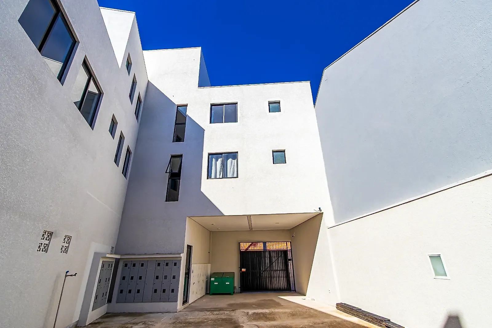 Kitnet/stúdio mobiliado com cozinha integrada e 24 m² — photo 31