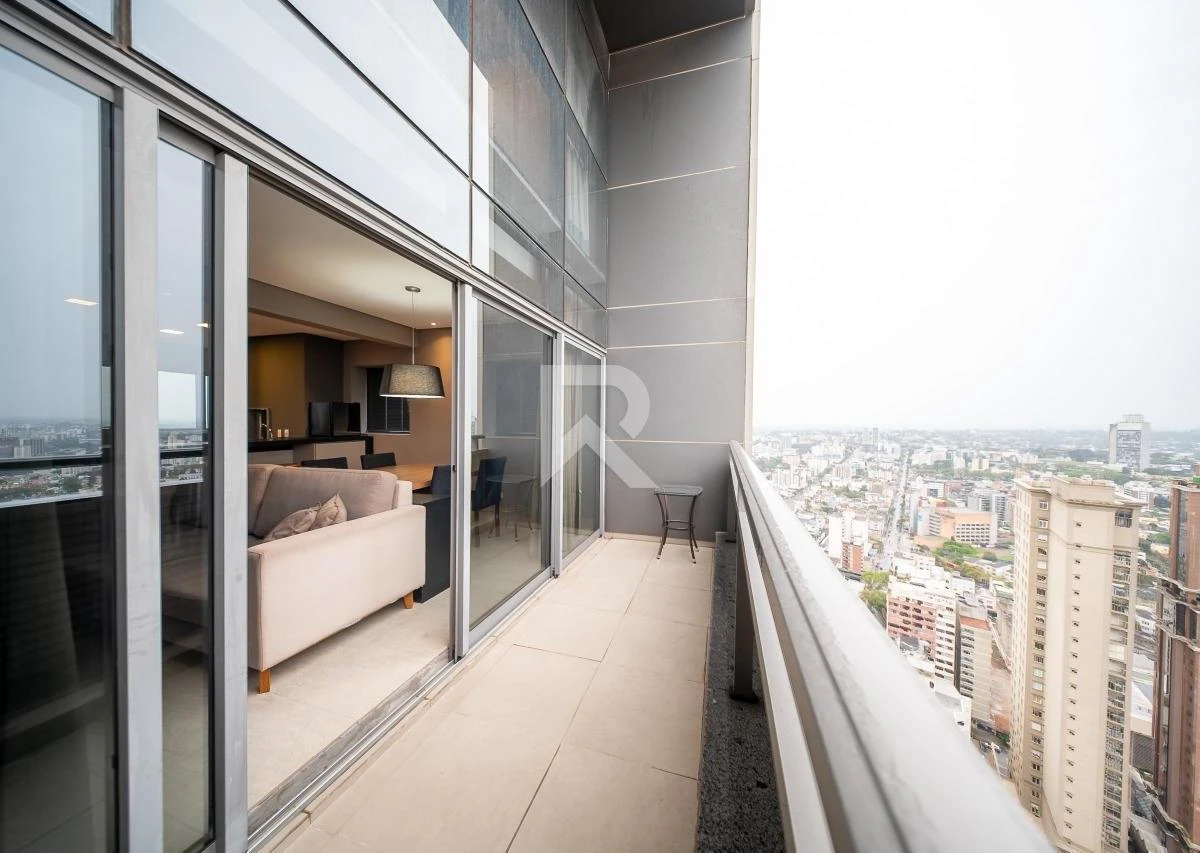 Floor-to-ceiling windows in a 2-bedroom apartment, 109 m² — photo 13