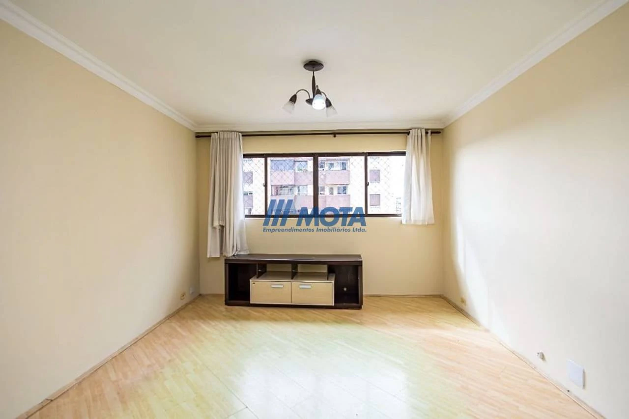 3-bedroom apartment with a home office — photo 18
