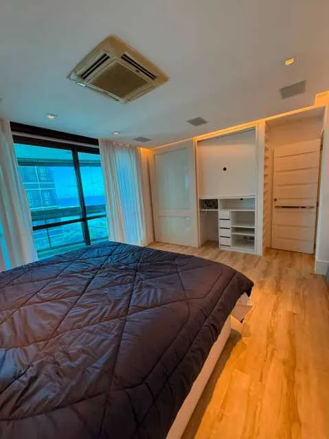 Penthouse apartment with 4 en-suite bedrooms — photo 26