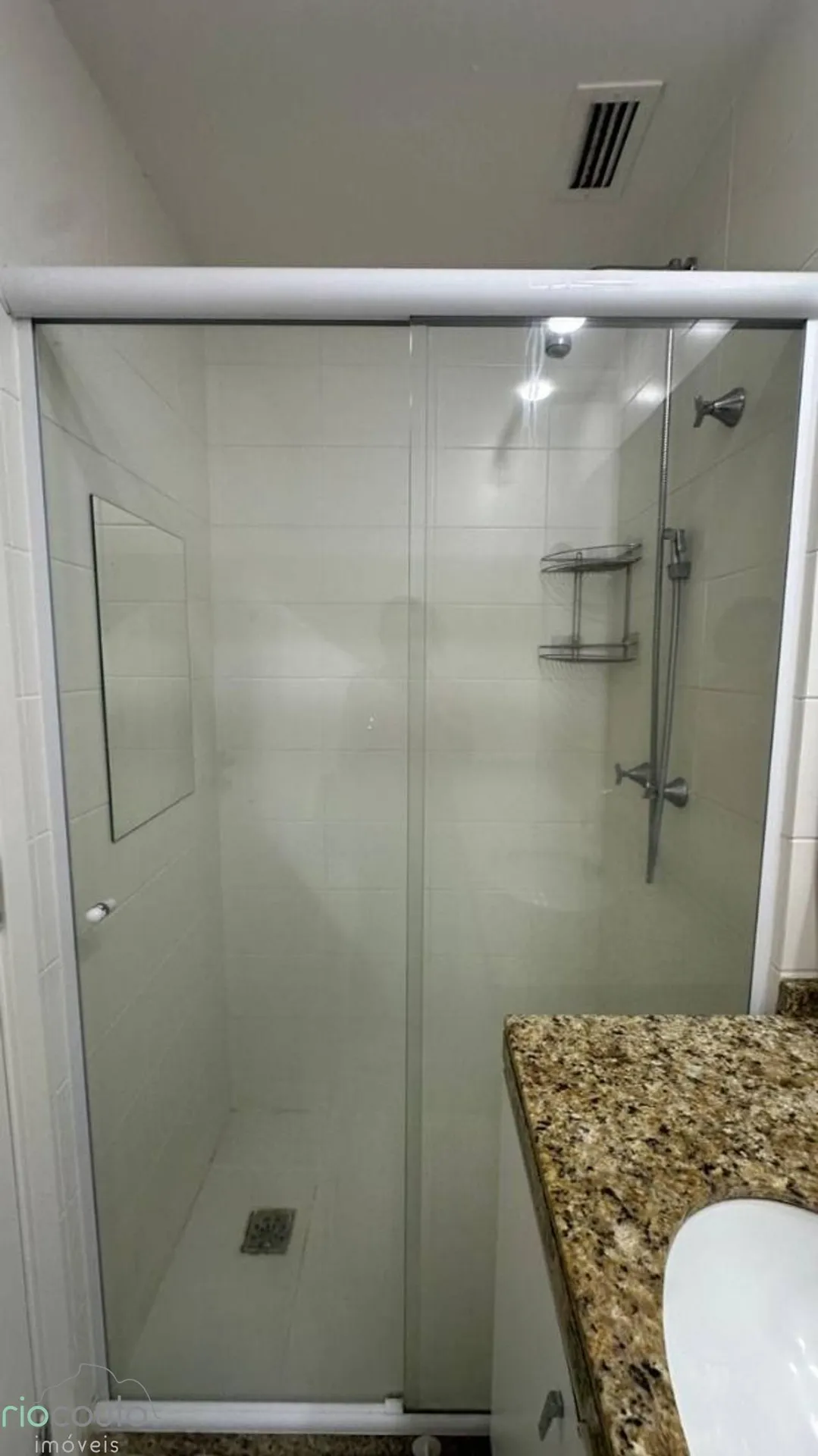 2-bedroom apartment with a water view in Rio de Janeiro — photo 17