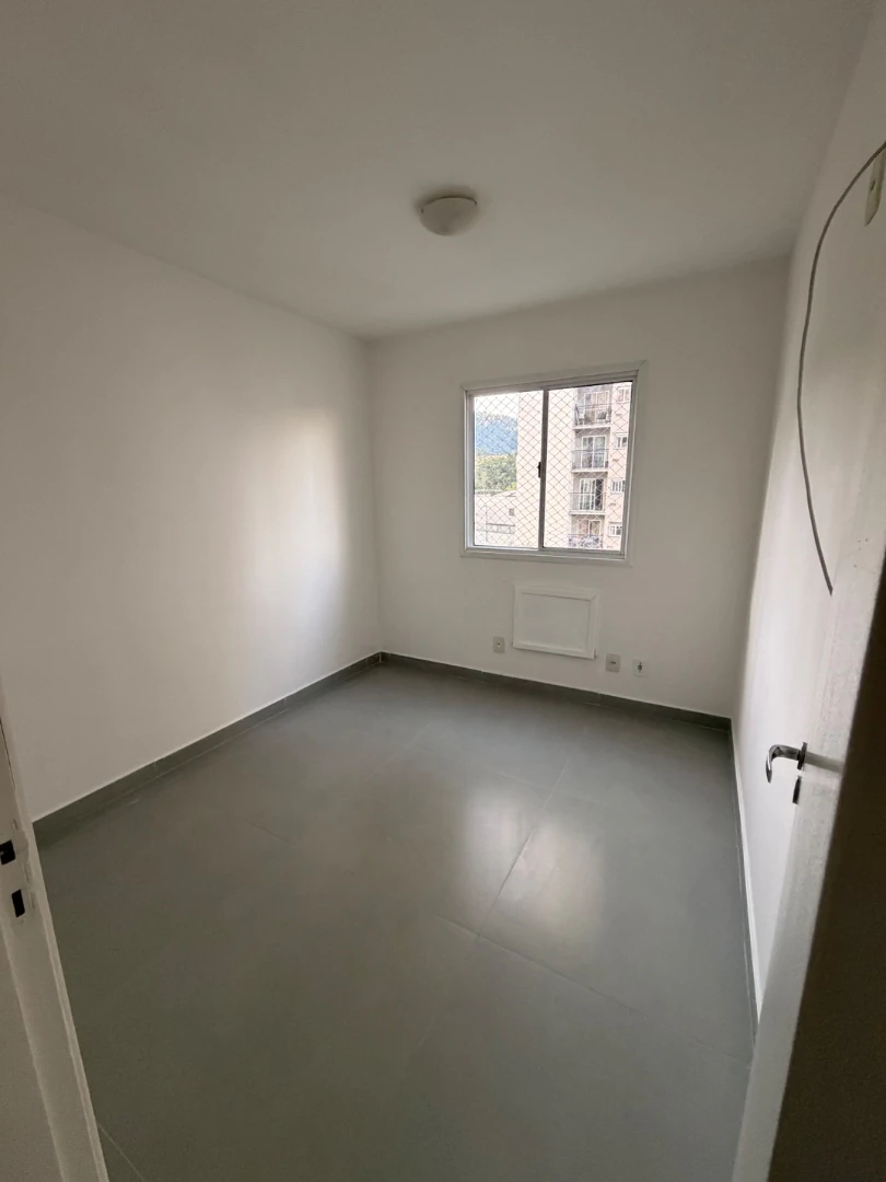 2-bedroom apartment with mountain and city view — photo 11